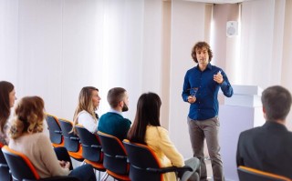 西安谈判商务英语培训如何提升实战能力？