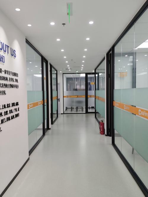 长沙附近英语培训机构怎么选？-第1张图片-厚德教育培训