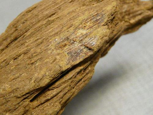 木炭与沉香,价值差异究竟在何处?-第3张图片-厚德教育培训 木炭与沉香,价值差异究竟在何处?-第3张图片-厚德教育培训