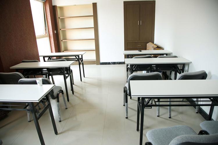 注重口语培训的英语机构-第2张图片-厚德教育培训