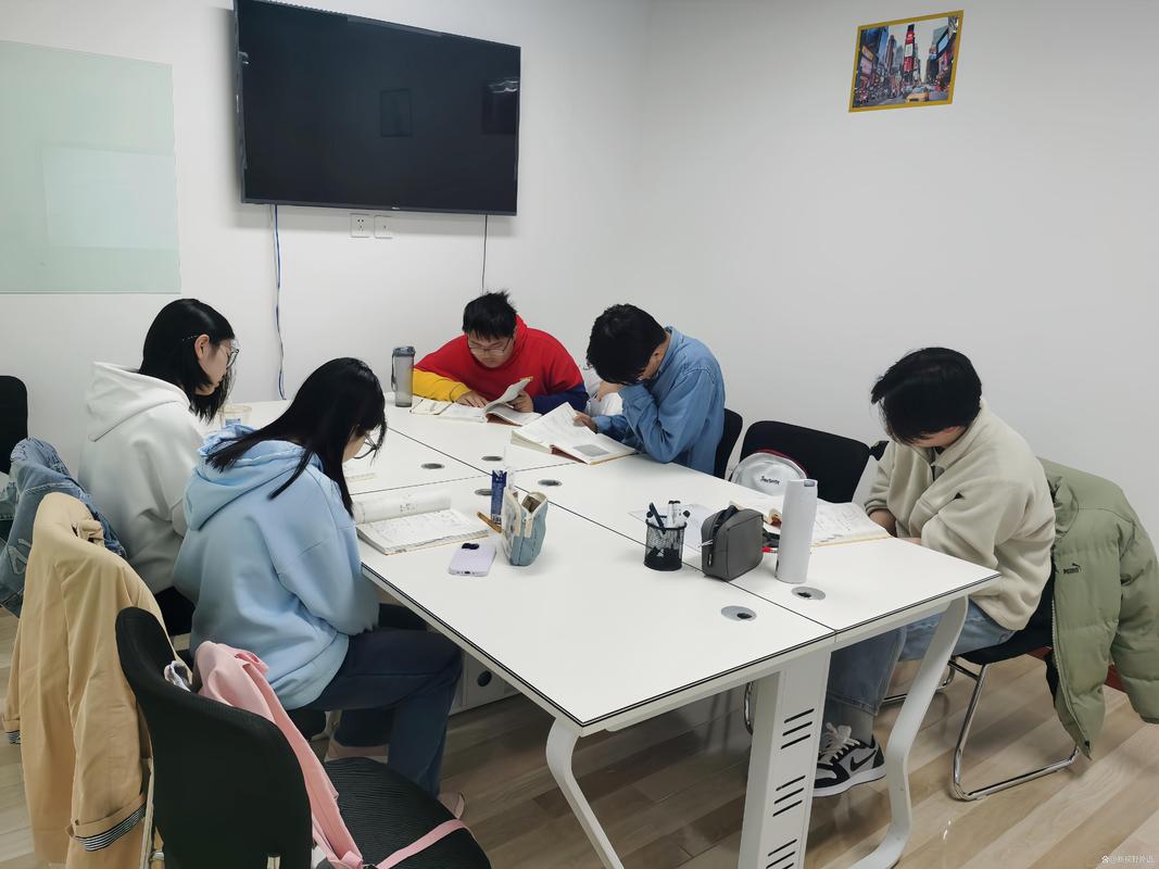 西安英语培训哪家好？-第1张图片-厚德教育培训