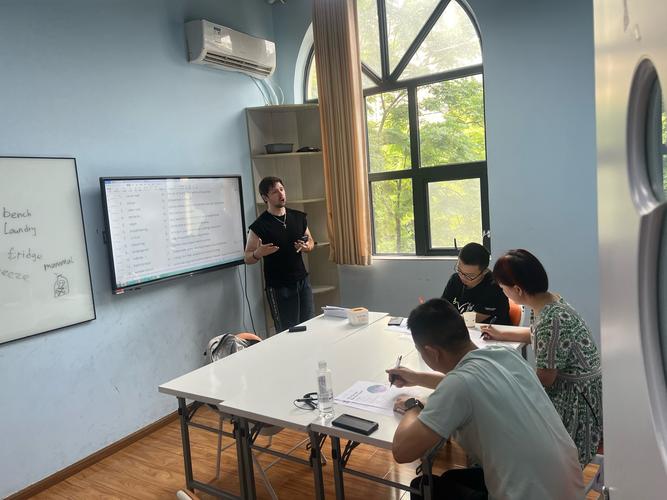 广州成人零基础英语培训怎么选？-第1张图片-厚德教育培训