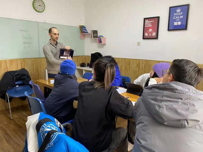 大连成人英语培训怎么选？-第2张图片-厚德教育培训