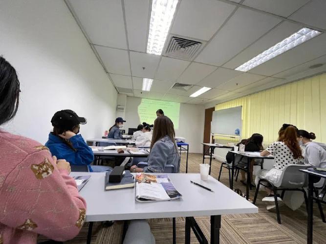 英语培训机构吃鸡视频-第3张图片-厚德教育培训