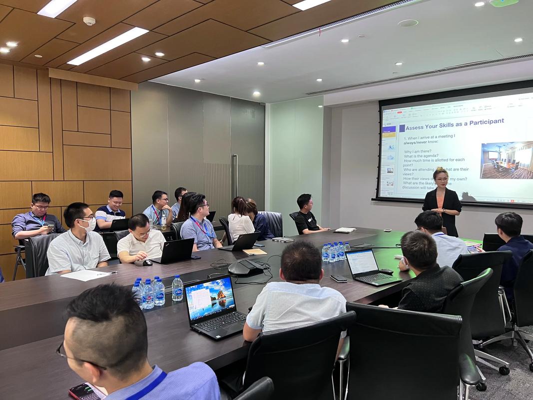 东莞公司商务英语培训如何提升员工实战能力？-第1张图片-厚德教育培训