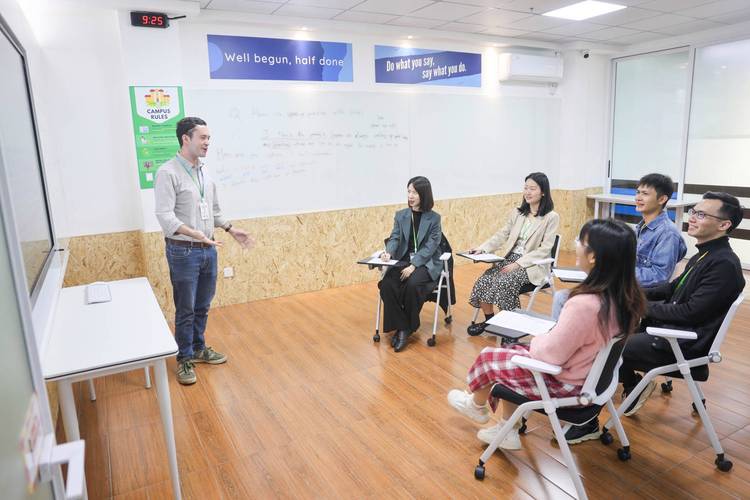 英语口语强化培训学校如何快速提升？-第2张图片-厚德教育培训